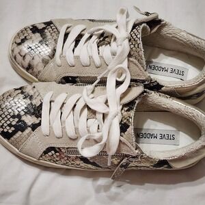 Steve‎ Madden Snake Skin Lace Up and Zip Sneakers Size 7.5 Trendy